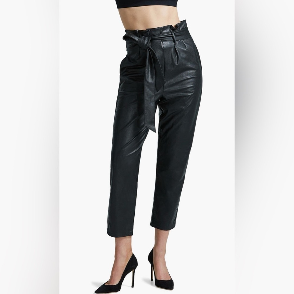 Commando Women's Paperbag Crop Pants Size M Black Faux Leather Belted High Waist